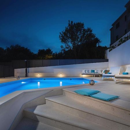 Villa Miholina - With Heated Swimming Pool Trogir Eksteriør billede