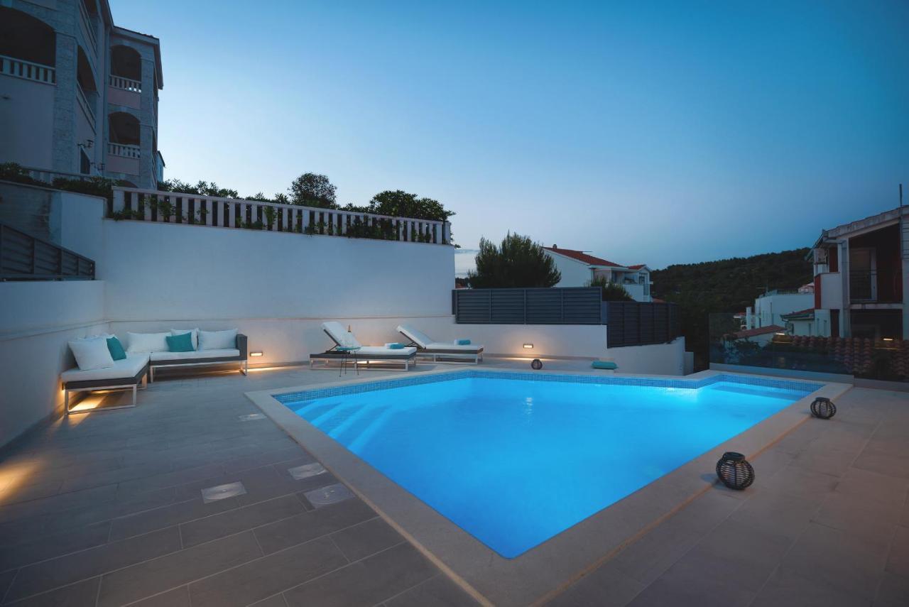 Villa Miholina - With Heated Swimming Pool Trogir Eksteriør billede
